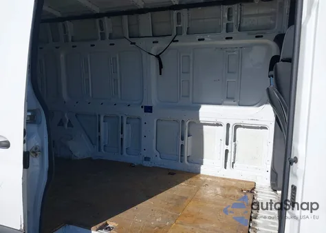 2019 Mercedes-Benz Sprinter 2500 High Roof V6 из США, поврежденный, VIN WD4PF1CDXKP067397